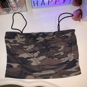 camo crop top